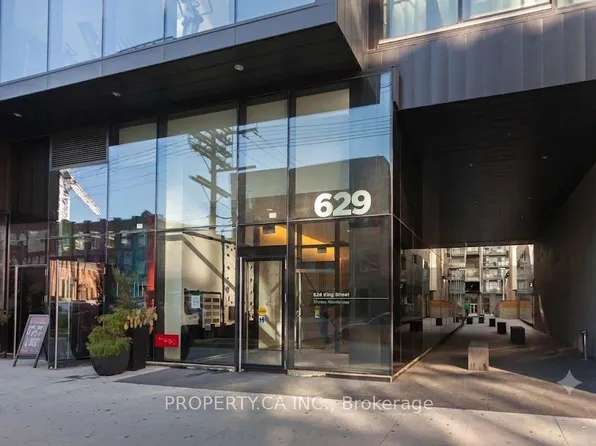 629 N King St W #632, Toronto, ON M5V 0G9