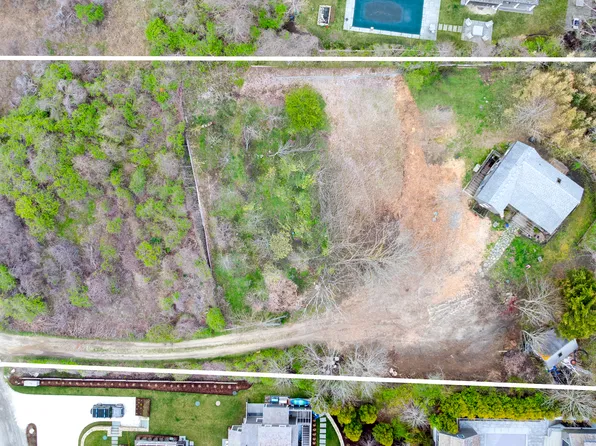 30 Dukes Rd, Nantucket, MA 02554