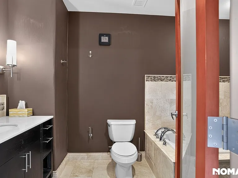 1136 Washington Ave #503 — Photo 17