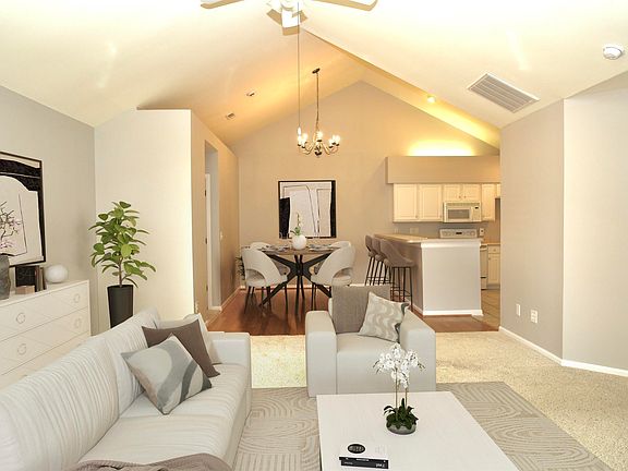 5th image of 800 Heritage Club Dr