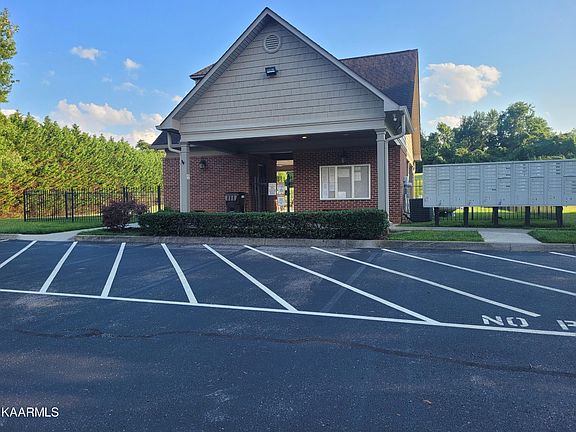 3rd image of 984 Meadow Walk Ln Lot 64