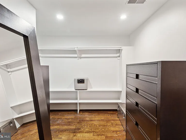 1506 N Philip St — Photo 41