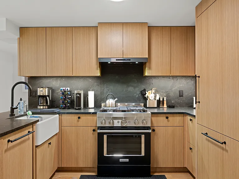 174 Degraw St #4 — Photo 9