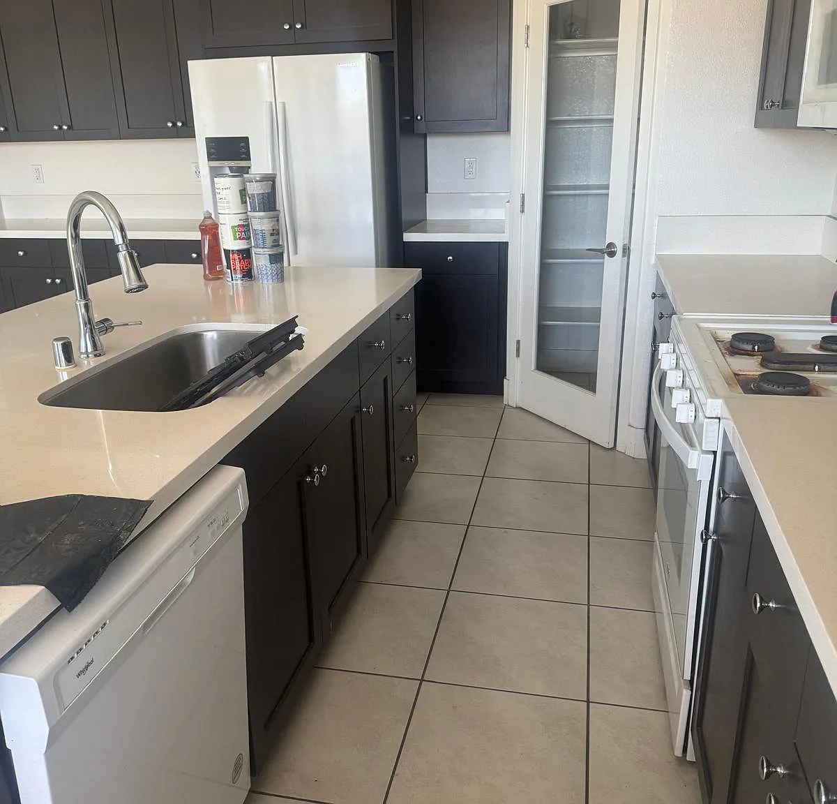 4 bed, 2050 sqft, $3,500 — Photo 3