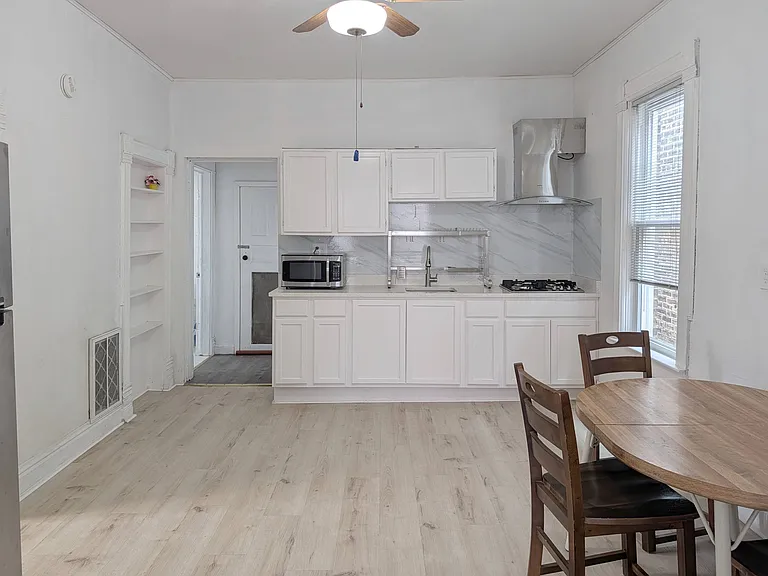 3633 S Wolcott Ave #2 — Photo 5