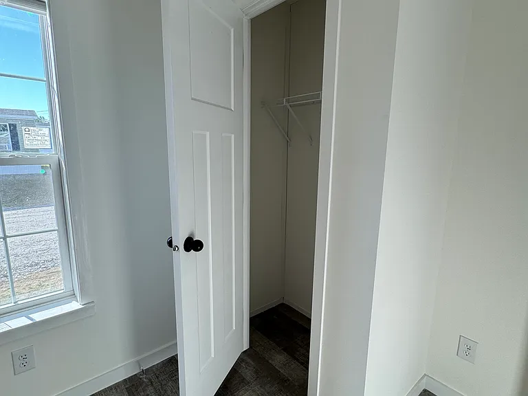 2 Valerie Ln — Photo 9