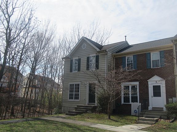 2nd image of 2 Crownwood Ct