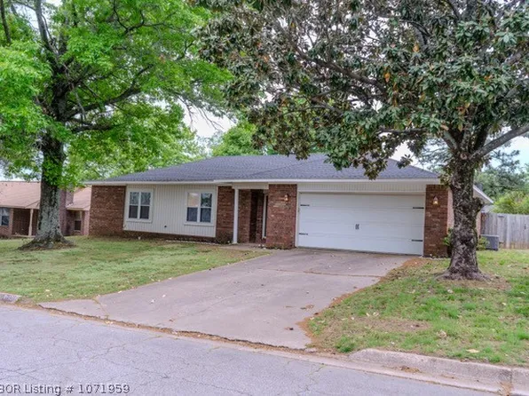 1311 Kingswood St, Alma, AR 72921