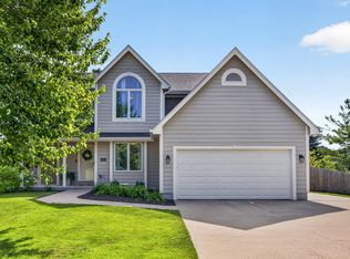 1955 NW 144th St, Clive, IA 50325
