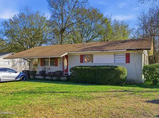 303 Parkdale Dr, Hattiesburg, MS 39401