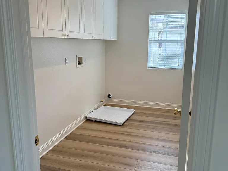 30434 Mallorca Pl — Photo 13