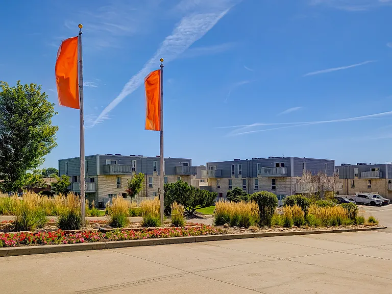 Villas on 76th — Photo 7