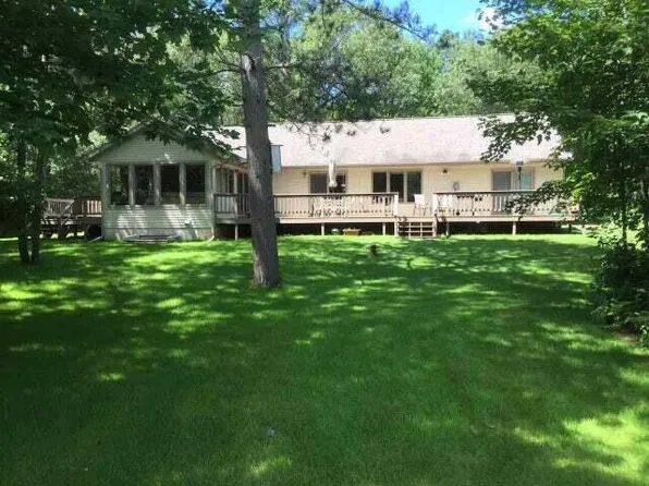 W10317 Jessica LANE, Crivitz, WI 54114
