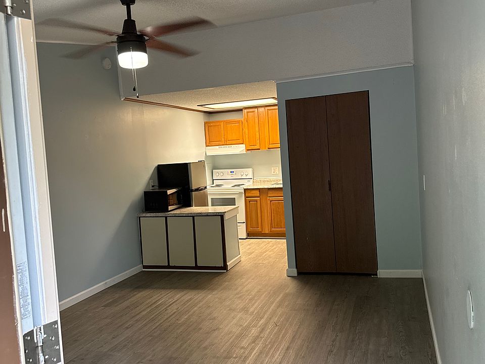 1st image of 37973 Hillside Ln #37973
