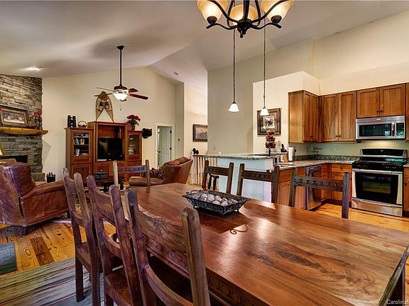 5th image of 142 Allspice Ct #464