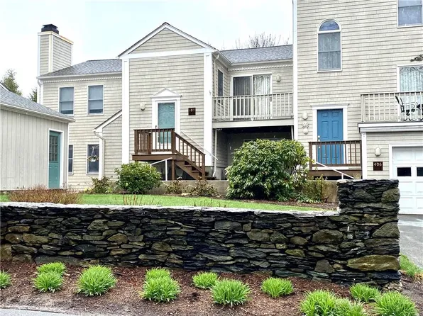 407 North Ln, Bristol, RI 02809