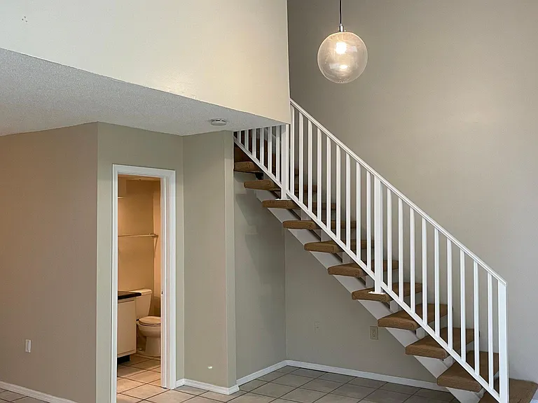 6886 N Kendall Dr #D404 — Photo 2