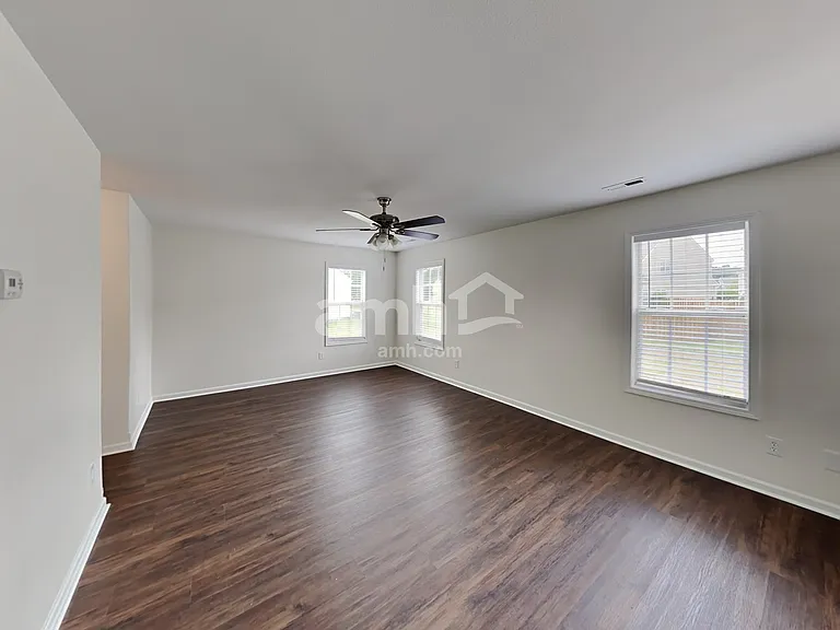 10502 Glory Meadow Ct — Photo 7