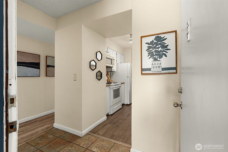 4th image of 423 75th Street SE #A7