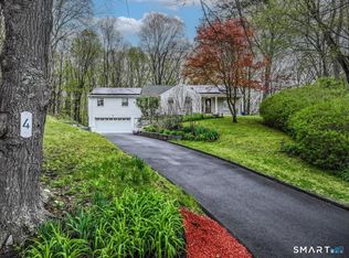 4 Farrell Road, Newtown, CT 06470