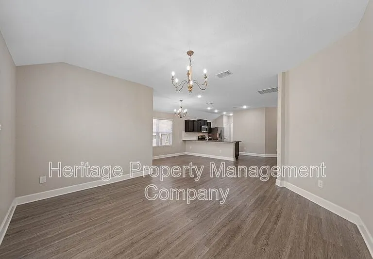 6083 Akin Cir — Photo 14