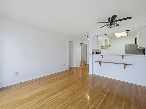 5th image of 2125 W 2nd Ave #301