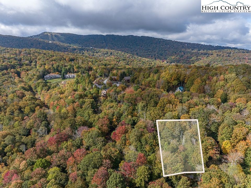 1st image of 125 E. Blueberry Lane