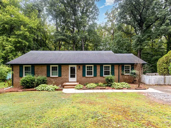 110 Dunhagan Pl, Cary, NC 27511