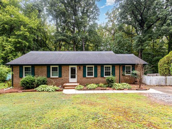 110 Dunhagan Pl, Cary, NC 27511