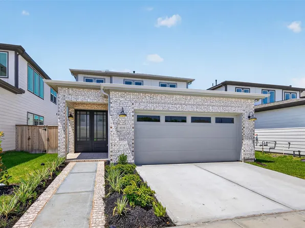 4310 Avron Dr, Stafford, TX 77477