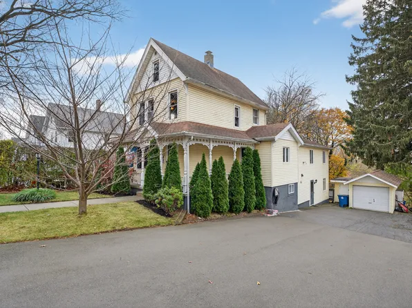 444 Woodward Avenue, New Haven, CT 06512