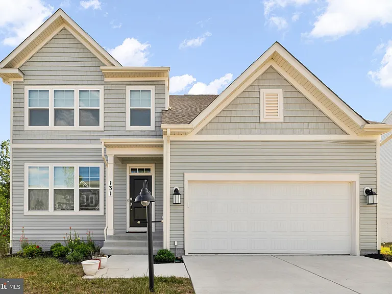131 Thornton Way — Photo 2