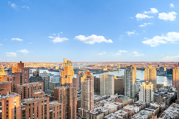 Rented by Corcoran | media 28