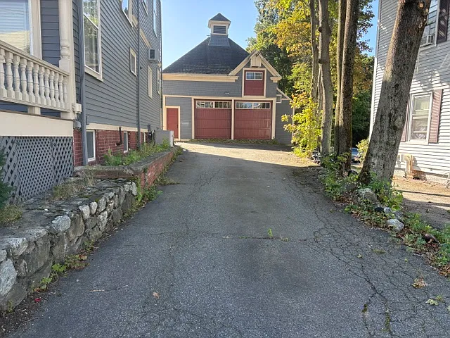 1 bed, 875 sqft, $2,200 — Photo 2