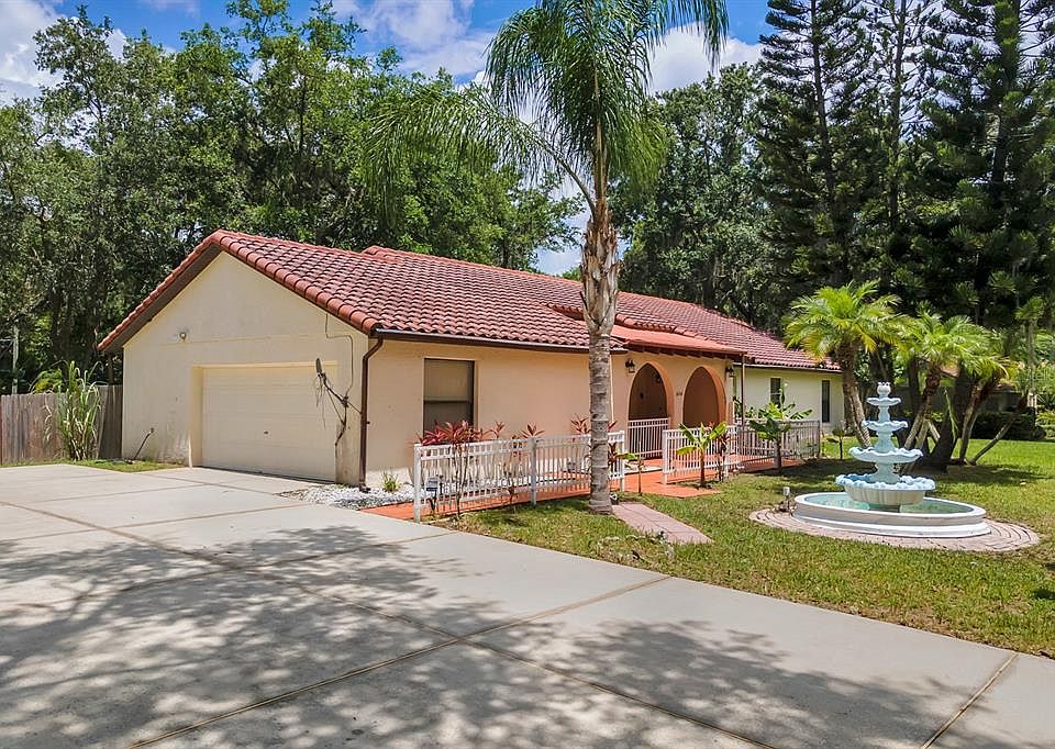 1st image of 1600 TWELVE OAKS CIRCLE