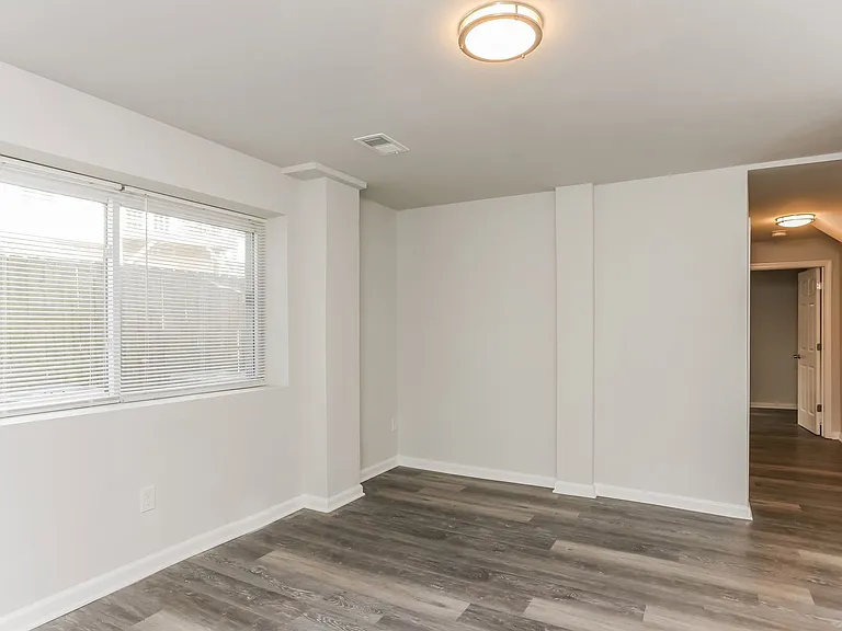 100 Terrace Dr NE #12 — Photo 6