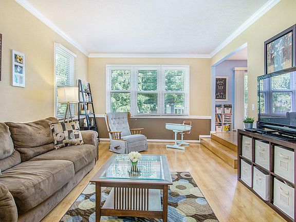 2nd image of 7180 Rolling Hills Dr