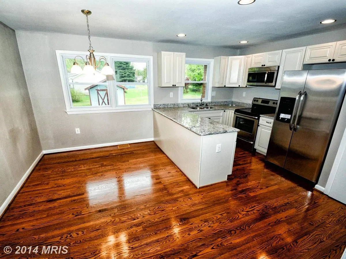 3 bed, 1334 sqft, $1,150 — Photo 3