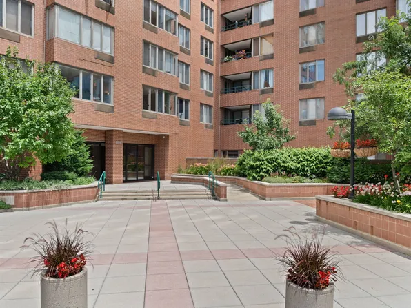 801 S Plymouth Ct APT 718, Chicago, IL 60605
