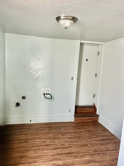1141 S Main St — Photo 5