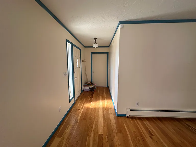 963 Tracy St — Photo 3