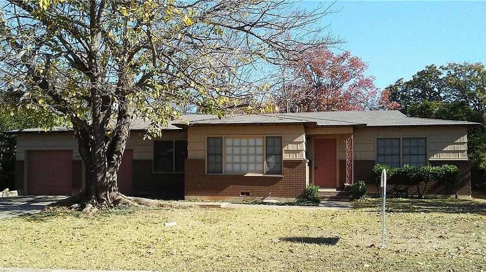 1st image of 1557 Montclair Dr