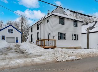 13 Kingston St, Rideau Lakes, ON K0G1E0