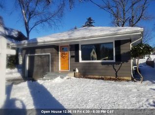 1714 N Owaissa St, Appleton, WI 54911