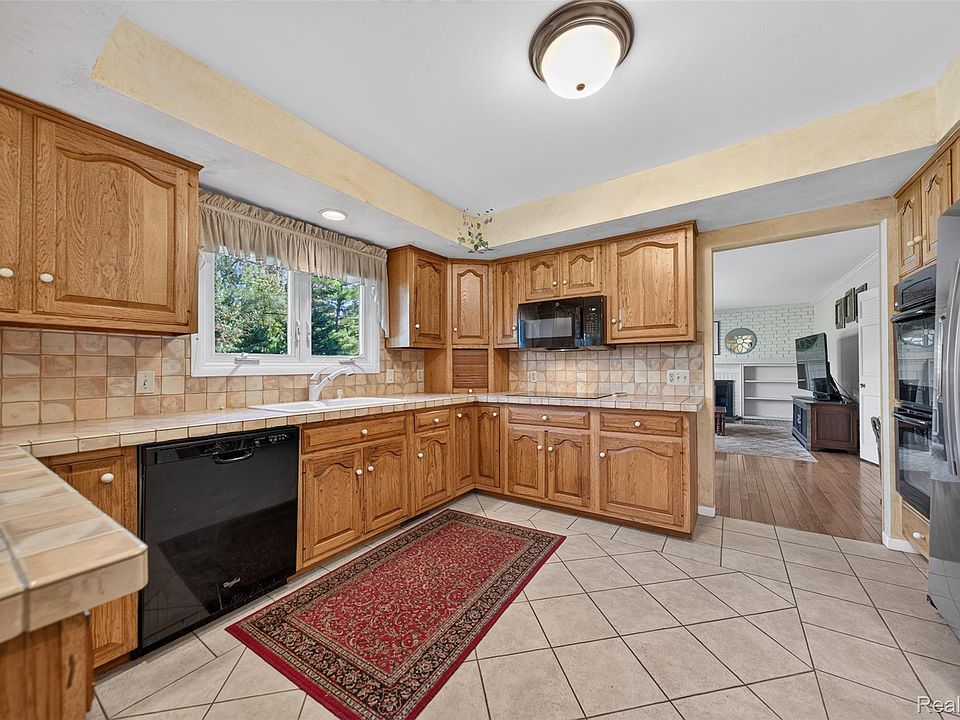 5533 Priory Ln, photo 14