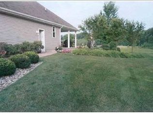 8280 Sharp Rd, Swartz Creek, MI 48473