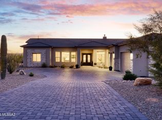 2725 N Megafauna Ct, Tucson, AZ 85749