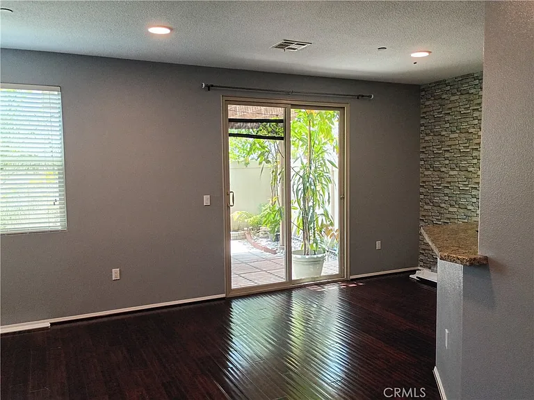 9365 Hawk Eye Ln — Photo 10