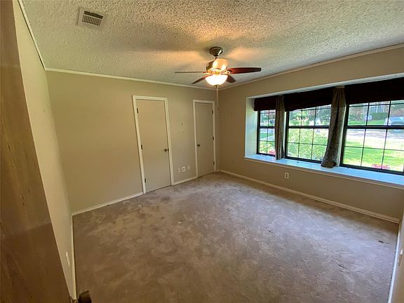 4th image of 2501 Knightsbridge Dr