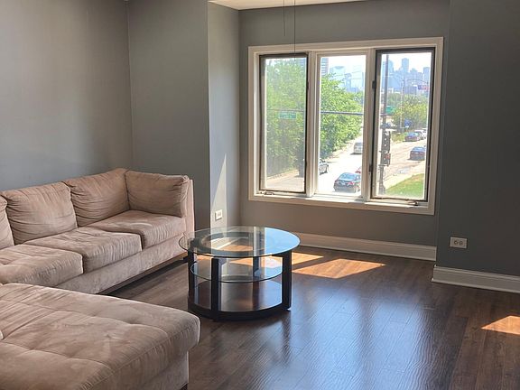 2nd image of 502 S Oakley Blvd #3